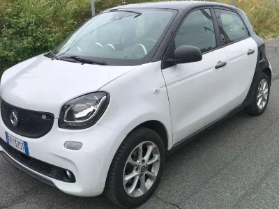Usata Smart ForFour Prime 71 CV (52 kW) 2018 Bianco Utilitaria