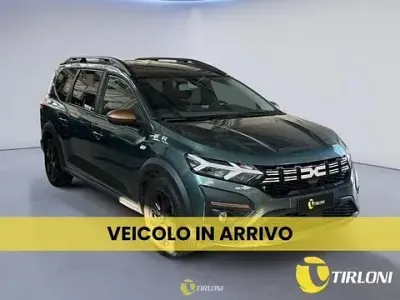Usata Dacia Jogger Extreme 101 CV (74 kW) 2024 Verde Monovolume