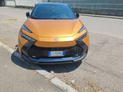 Usata Toyota C-HR Sport 151 CV (111 kW) 2024 Bronzo SUV