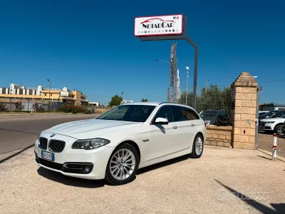 Usata BMW 520 Luxury Line 184 CV (135 kW) 2014 Bianco Station wagon