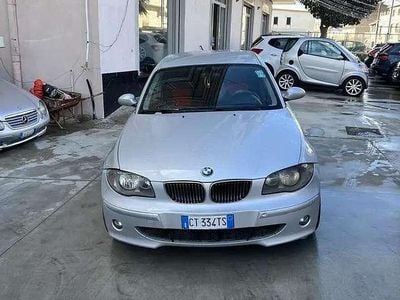 Usata BMW 120 163 CV (119 kW) 2005 Grigio Utilitaria
