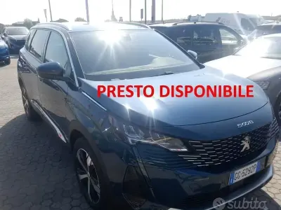 Usata Peugeot 5008 Allure 131 CV (96 kW) 2021 Blu SUV