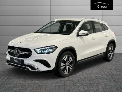 Usata Mercedes GLA200 Advanced 150 CV (110 kW) 2023 Bianco polare SUV