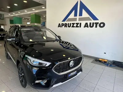 Usata MG ZS Luxury 106 CV (77 kW) 2024 Nero SUV