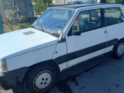 Usata Fiat 750 34 CV (25 kW) 1989 Bianco Berlina