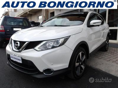 Usata Nissan Qashqai N-Connecta 130 CV (95 kW) 2017 Bianco SUV