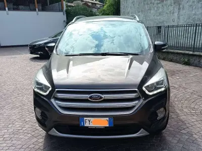 Usata Ford Kuga Business Edition 120 CV (88 kW) 2019 Grigio SUV