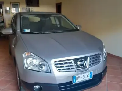 Usata Nissan Qashqai 106 CV (77 kW) 2009 Grigio SUV