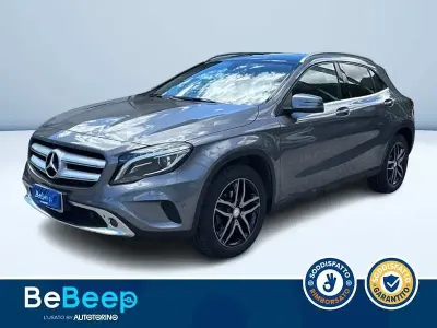Usata Mercedes GLA220 170 CV (125 kW) 2015 Grigio SUV