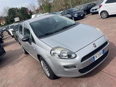 Usata Fiat Punto Street 69 CV (50 kW) 2018 Argento Utilitaria
