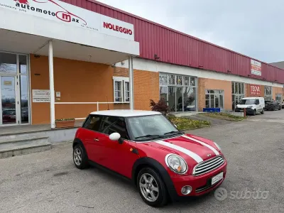 Usata Mini Cooper S Clubman Chili 120 CV (88 kW) 2007 Rosso Station wagon