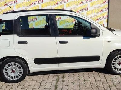Bianco Usata 2014 Fiat Panda Utilitaria | 8590 € (Cara)