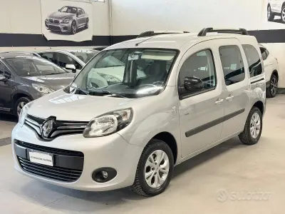 Usata Renault Kangoo LIMITED 90 CV (66 kW) 2018 Grigio Monovolume