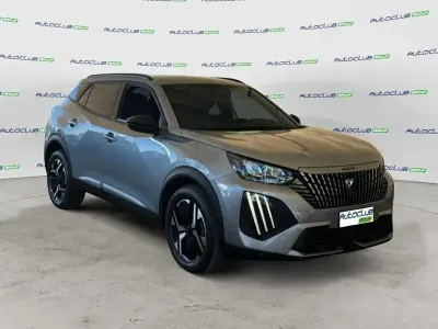 Usata Peugeot 2008 Allure 101 CV (74 kW) 2025 Grigio SUV