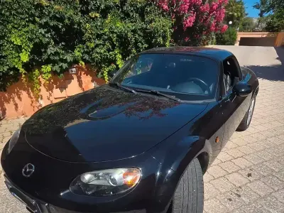 Usata Mazda MX5 126 CV (92 kW) 2007 Nero Cabrio