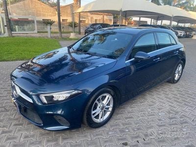 Usata Mercedes A180 116 CV (85 kW) 2020 Blu Berlina