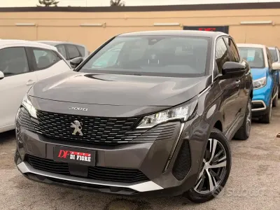 Usata Peugeot 3008 Allure 131 CV (96 kW) 2023 Grigio SUV