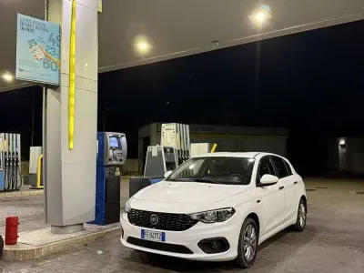 Usata Fiat Tipo Easy 120 CV (88 kW) 2016 Berlina