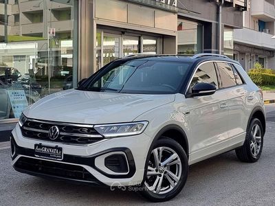 Usata VW T-Roc R-line 116 CV (85 kW) 2024 Ascot grey SUV