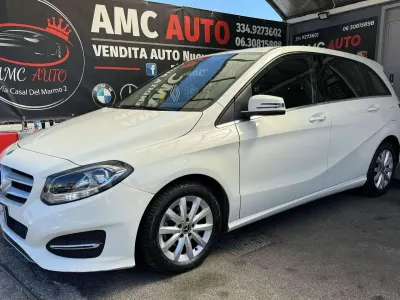 Usata Mercedes B180 109 CV (80 kW) 2017 Bianco Utilitaria