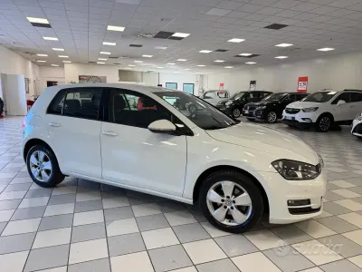Usata VW Golf VII Comfortline 110 CV (80 kW) 2015 Bianco Berlina