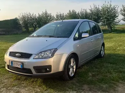 Begagnad Ford C-MAX 90 HK (66 kW) 2006 Minibuss