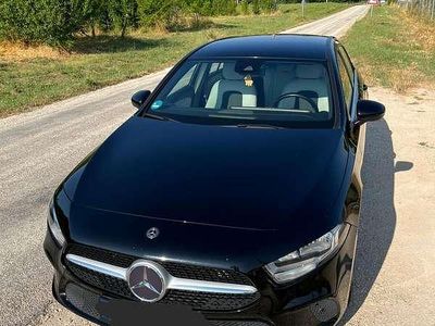 Usata Mercedes A160 109 CV (80 kW) 2018 Nero Berlina
