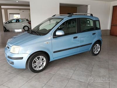 Usata Fiat Panda Emotion 54 CV (39 kW) 2010 Blu Utilitaria