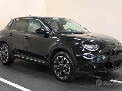 Usata Fiat 600 101 CV (74 kW) 2024 Nero SUV