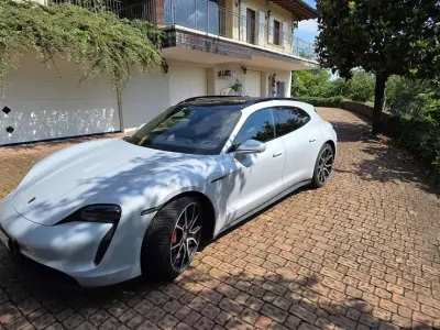 Usata Porsche Taycan Sport Turismo 139 kW (190 CV) 2022 Station wagon