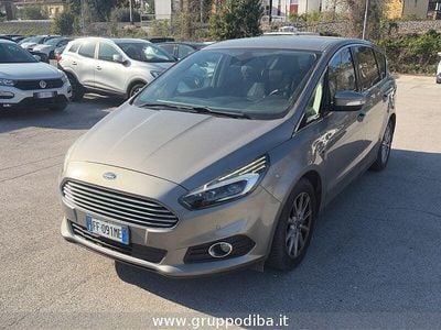 Usata Ford S-MAX Titanium S 149 CV (109 kW) 2016 Grigio Monovolume