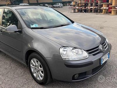 Usata VW Golf VI Comfortline 101 CV (74 kW) 2008 Grigio Utilitaria