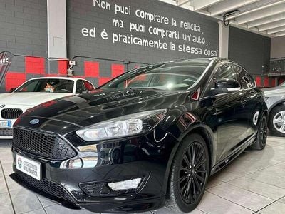 Nero Usata 2017 Ford Focus ST-Line Berlina | 8990 € (Buon prezzo)