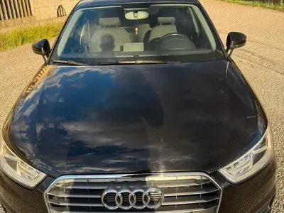 Usata Audi A1 Sportback Admired 116 CV (85 kW) 2017 Nero Utilitaria