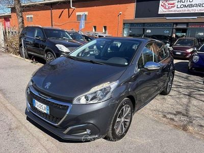 Usata Peugeot 208 Active 75 CV (55 kW) 2016 Grigio Utilitaria