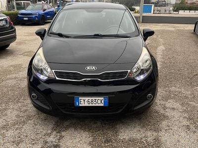 Usata Kia Rio 85 CV (62 kW) 2015 Nero Berlina