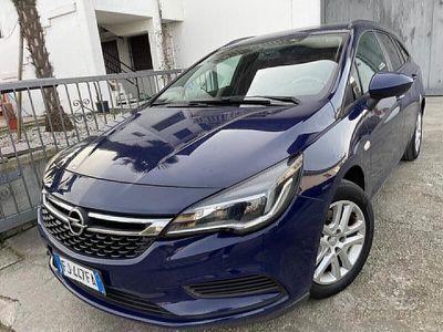 usata Opel Astra sw 1.6 diesel automatica 2017 pochi km