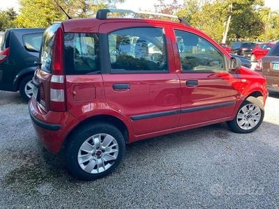Usata Fiat Panda Classica 77 CV (56 kW) 2012 Rosso Utilitaria