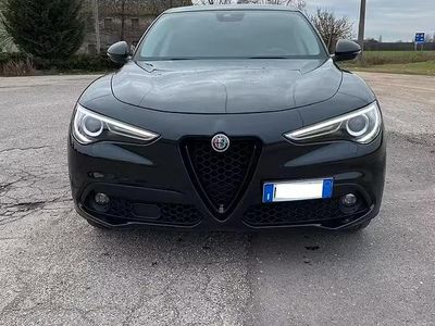 Usata Alfa Romeo Stelvio 180 CV (132 kW) 2017 Nero SUV