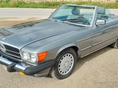 Usata Mercedes 560 217 CV (159 kW) 1988 Grigio Cabrio
