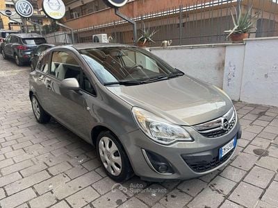 Usata Opel Corsa 86 CV (63 kW) 2012 Grigio Utilitaria