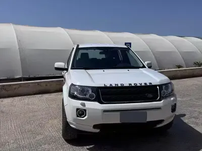 Usata Land Rover Freelander 2 150 CV (110 kW) 2014 Bianco SUV