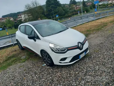 Usata Renault Clio IV Life 90 CV (66 kW) 2016 Bianco Berlina