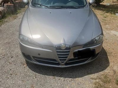 Usata Alfa Romeo 147 Distinctive 150 CV (110 kW) 2007 Grigio Utilitaria