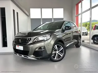 Usata Peugeot 3008 Allure 130 CV (95 kW) 2018 Grigio SUV