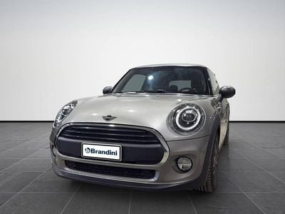 Usata Mini ONE 75 CV (55 kW) 2019 Grigio Utilitaria