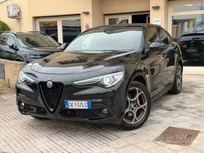 Occasion Alfa Romeo Stelvio Sprint 190 ch (139 kW) 2022 Noir SUV