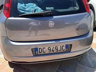 Usata Fiat Grande Punto 77 CV (56 kW) 2007 Grigio Utilitaria