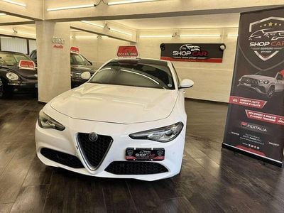 Usata Alfa Romeo Giulia 150 CV (110 kW) 2017 Nero Berlina