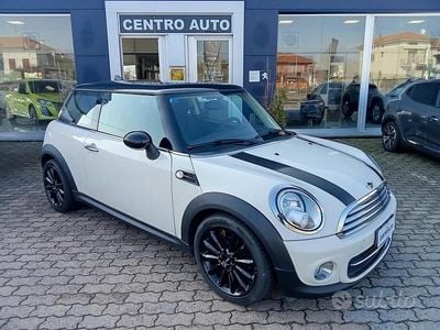 Usata Mini Cooper D 112 CV (82 kW) 2013 Bianco Utilitaria